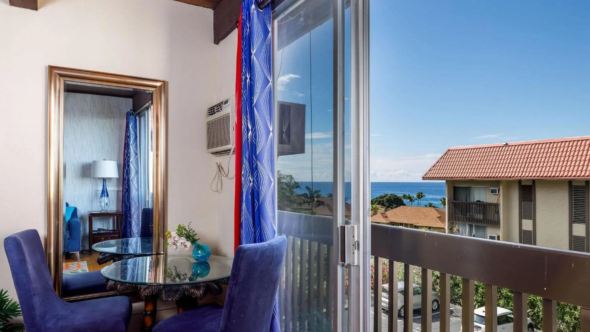 Kona Mansions 225 Top Floor 2 Story Ocean Views! Kailua-Kona